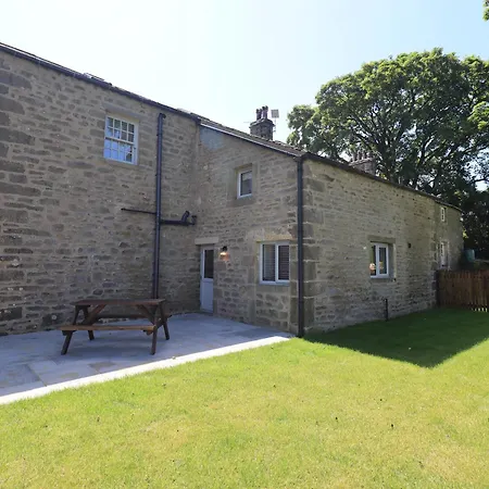 Ragged Hall Barn * Settle